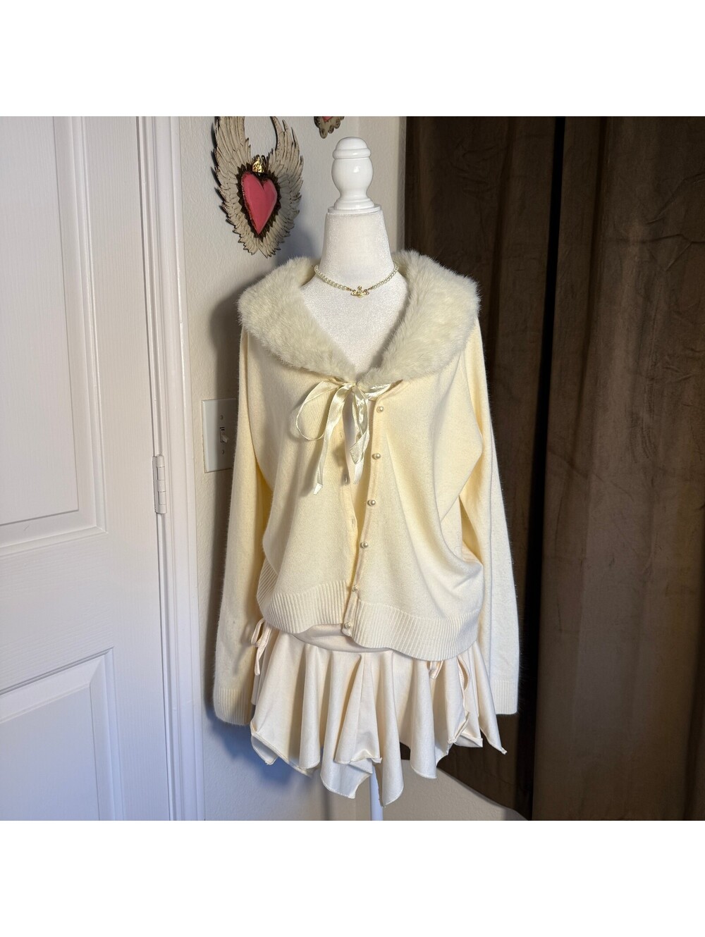 Kikit Ivory Coquette Faux Fur Collar Cardigan Pearl Button Ribbon Tie Detail L